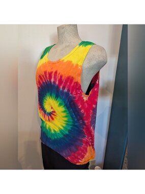 Unisex tie dye tank top with a Rainbow swirl pattern. Psychedelic Size large